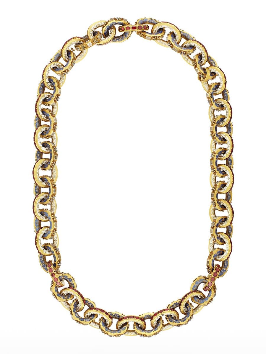 Chunky oval link chain — statement