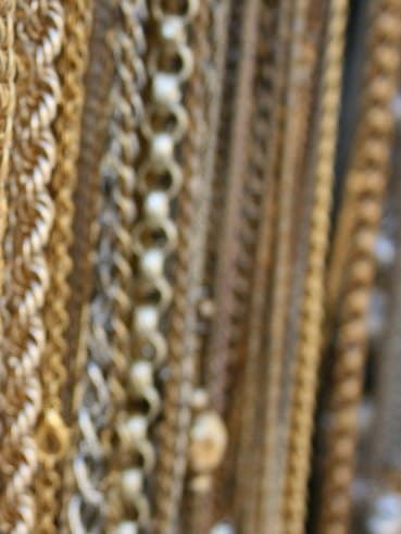 Cuban curb chain — chunky vintage
