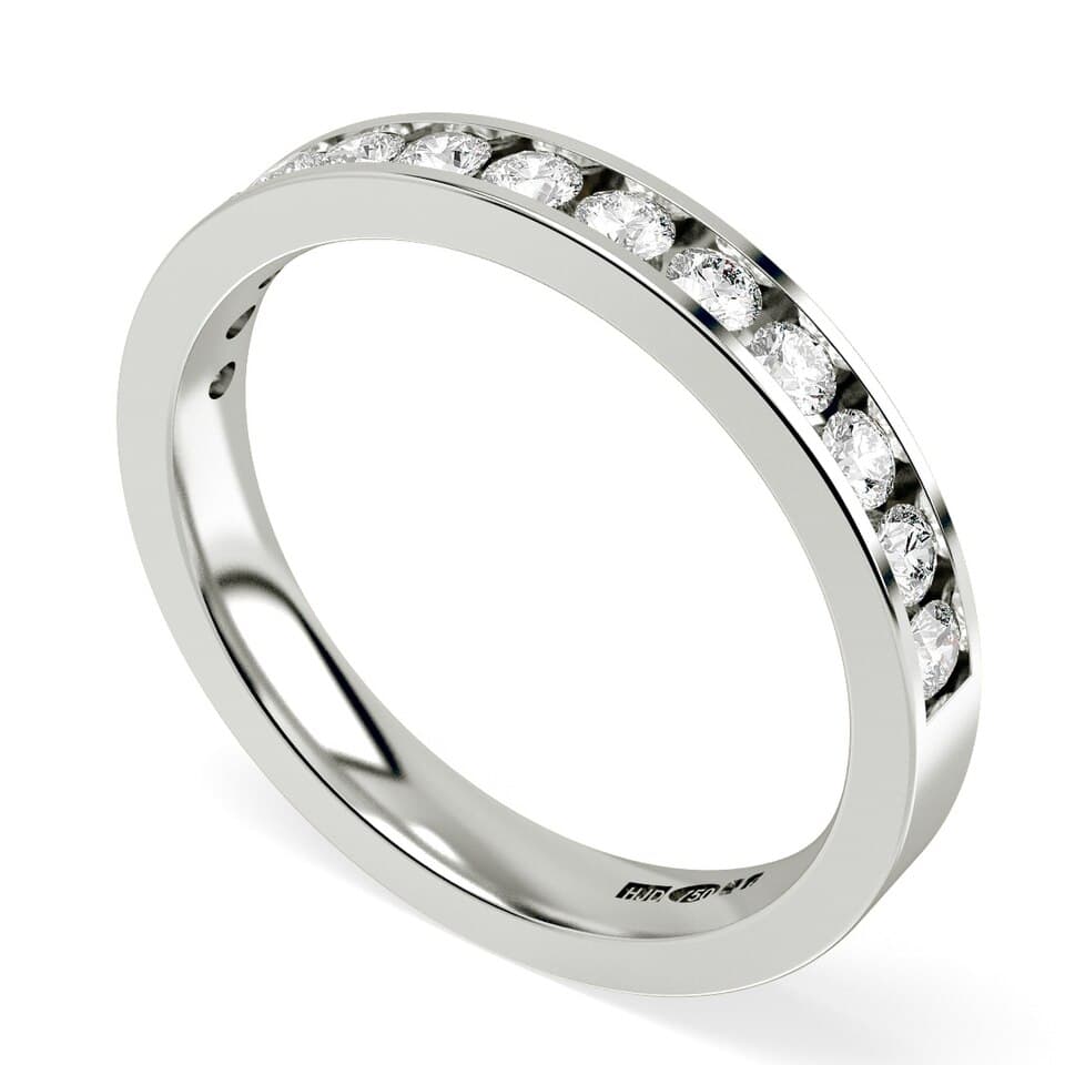 Lab-grown eternity band