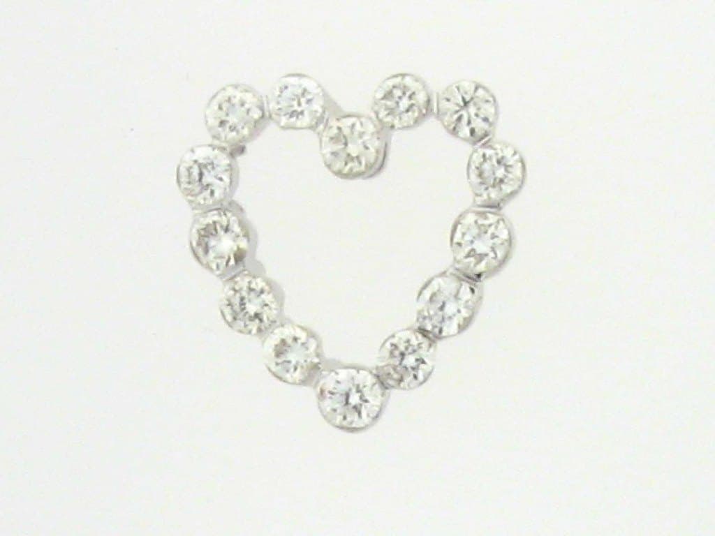 Vintage heart pendant — bezel set